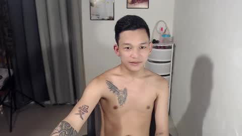 hotguy0503 online show from October 16, 4:35 am