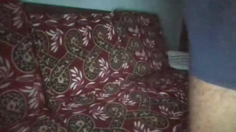 hotguyy001 online show from March 3, 3:34 am