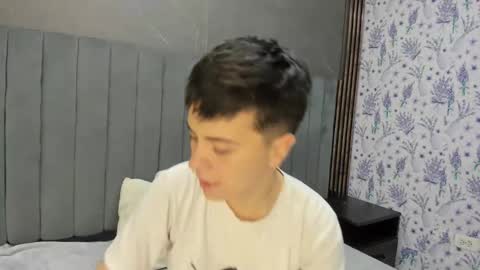 hannah online show from December 1, 1:21 am