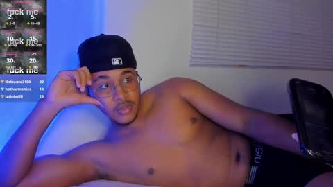 Snapshot of hotharmonies chatting on December 4, 3:37 am Rosetta and Allen online show from December 4, 3:37 am