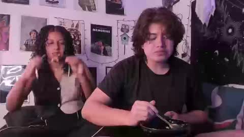 Sam and Nico online show from September 11, 2:39 pm