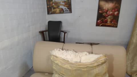 Snapshot of hothornyjackie chatting on February 4, 10:54 am hothornyjackie online show from February 4, 10:54 am