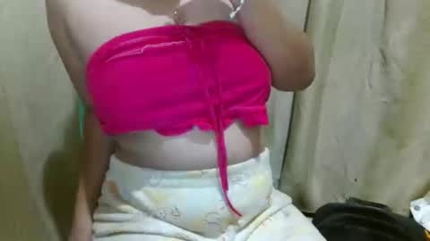 Snapshot of hotiemorenagurl18 chatting on September 9, 12:37 pm hotiemorenagurl18 online show from September 9, 12:37 pm