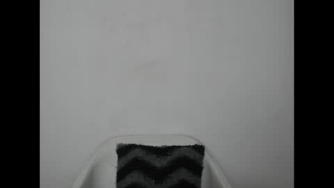 hotjessie0 online show from February 10, 4:41 am