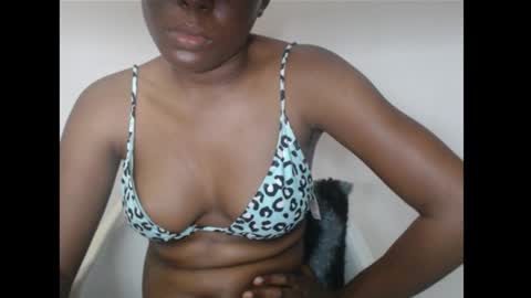 hotjessie0 online show from February 3, 6:22 am