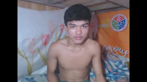hotking_cummer online show from October 27, 5:33 am
