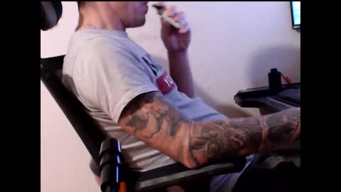 hotkinkytat online show from December 31, 6:57 pm