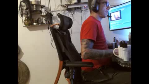 Snapshot of hotkinkytat chatting on November 24, 11:21 am hotkinkytat online show from November 24, 11:21 am