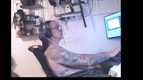 hotkinkytat online show from April 15, 7:58 pm