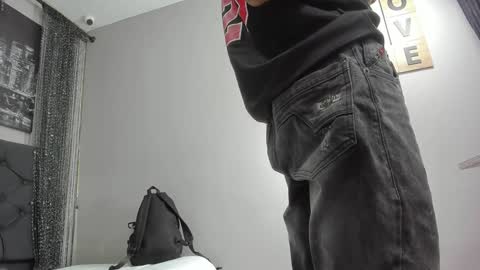 Snapshot of hotkoljeixxx chatting on January 19, 2:25 am Hotkoljei online show from January 19, 2:25 am