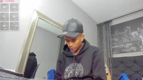 Snapshot of hotkoljeixxx chatting on March 7, 4:02 am Hotkoljei online show from March 7, 4:02 am