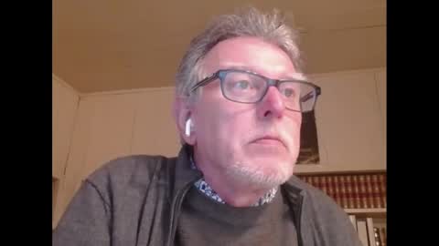Snapshot of hotlux_54 chatting on February 24, 12:41 am hotlux_54 online show from February 24, 12:41 am