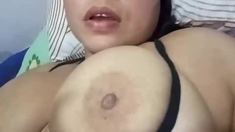 Snapshot of hotmaturelatin chatting on February 11, 10:50 pm JADE online show from February 11, 10:50 pm