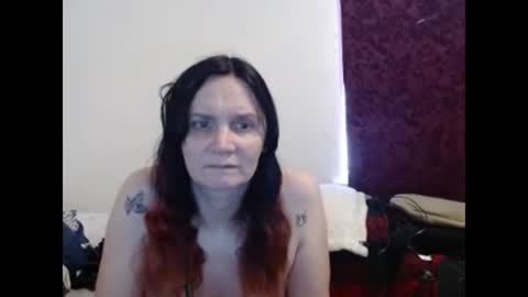 Snapshot of hotmodel1984 chatting on December 2, 6:43 pm hotmodel1984 online show from December 2, 6:43 pm