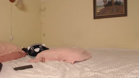 hotmp4 online show from December 16, 8:16 pm