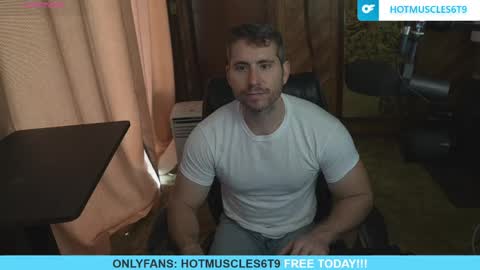 hotmuscles6t9 online show from April 18, 4:55 pm