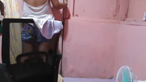 hotpink4u04 online show from March 2, 11:09 pm