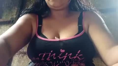 Snapshot of hotpreggymommy1993 chatting on January 9, 7:52 am hotpreggymommy1993 online show from January 9, 7:52 am