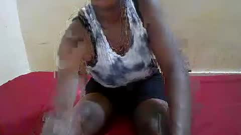 Snapshot of hotpussy1225 chatting on November 21, 8:02 am hotpussy1225 online show from November 21, 8:02 am