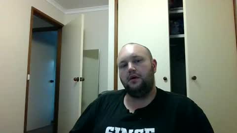 hotrodder323 online show from December 6, 10:19 pm