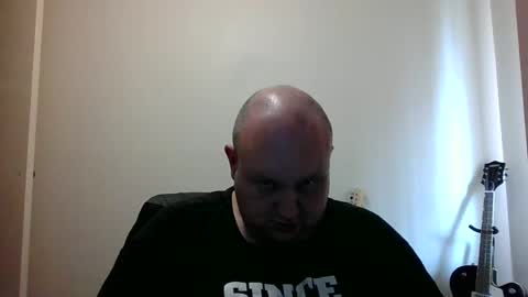 hotrodder323 online show from January 20, 4:32 am