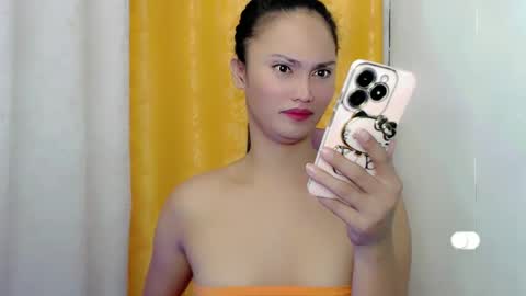 Snapshot of hotscarletcumxx chatting on January 17, 12:42 am veronica online show from January 17, 12:42 am