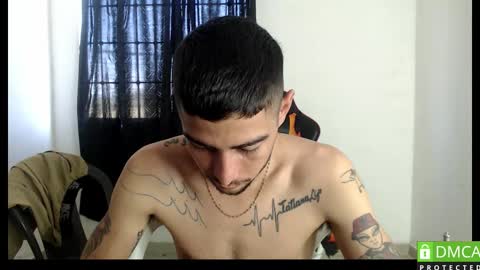 Snapshot of hotsteel420 chatting on November 19, 2:28 pm hotsteel420 online show from November 19, 2:28 pm