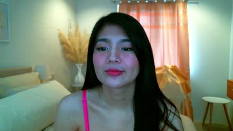 Snapshot of hotsweetangel00 chatting on December 4, 3:04 am Sweet Angel online show from December 4, 3:04 am