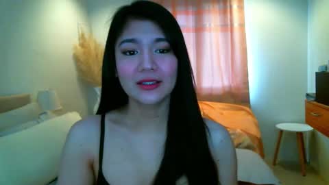 Snapshot of hotsweetangel00 chatting on October 20, 1:50 am Sweet Angel online show from October 20, 1:50 am