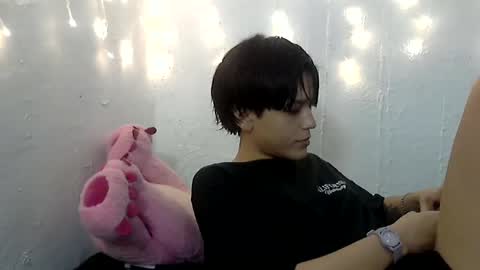 Snapshot of hott_cute69 chatting on December 29, 5:42 am hott_cute69 online show from December 29, 5:42 am