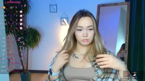 hello Im Eva online show from January 9, 1:50 am