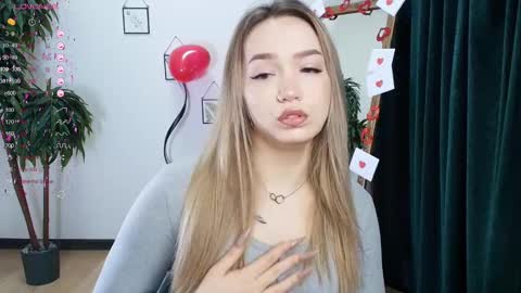 hello Im Eva online show from February 11, 2:03 am