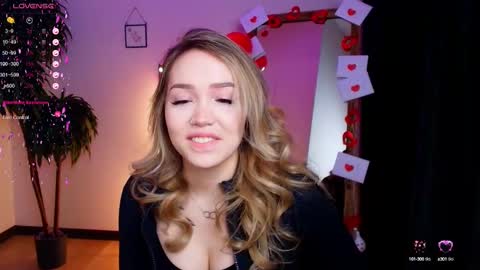 hello Im Eva online show from February 12, 11:07 am