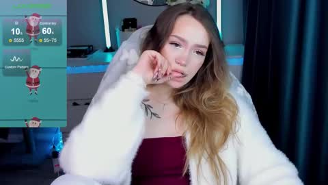 hello Im Eva online show from December 14, 2:44 pm