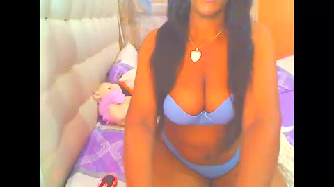 THEONE online show from April 1, 7:00 pm