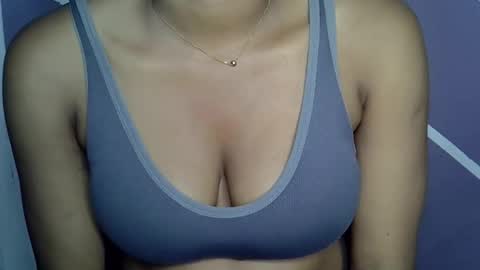 hottie baddie14 online show from September 18, 6:04 am