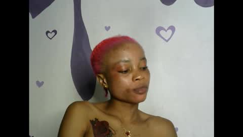 Snapshot of hottie_baddie14 chatting on October 31, 12:22 am hottie baddie14 online show from October 31, 12:22 am