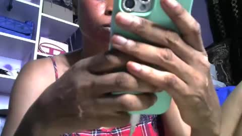 Snapshot of hottie_baddie14 chatting on November 26, 10:22 pm hottie baddie14 online show from November 26, 10:22 pm