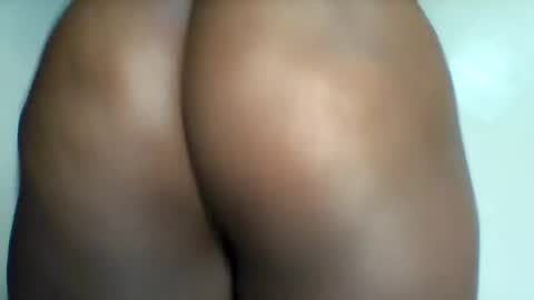 Snapshot of hottie_vera chatting on January 25, 8:10 am vera online show from January 25, 8:10 am