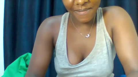 Snapshot of hottie_vera chatting on January 25, 11:13 am vera online show from January 25, 11:13 am