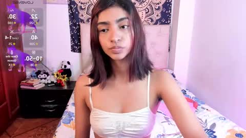 Snapshot of hottie_veronica chatting on December 20, 11:12 pm Veronica independent model online show from December 20, 11:12 pm