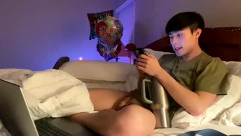 hottiewithabody101 online show from September 9, 2:00 am