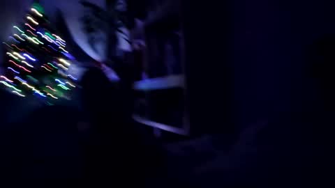 Snapshot of hotuk86 chatting on December 30, 1:15 am hotuk86 online show from December 30, 1:15 am