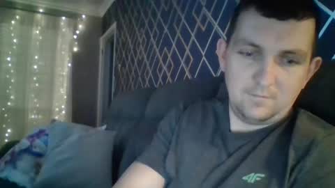 Snapshot of hotuk86 chatting on January 16, 9:30 pm hotuk86 online show from January 16, 9:30 pm