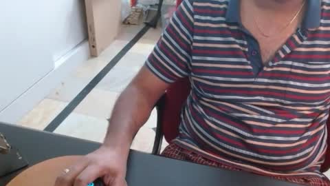 Snapshot of houseofwayne chatting on October 27, 5:11 am Cute Boy with Awesome Cock. online show from October 27, 5:11 am