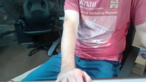 Snapshot of houstonbored chatting on November 17, 6:35 pm houstonbored online show from November 17, 6:35 pm