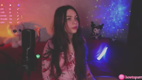 Mia online show from November 9, 5:11 pm