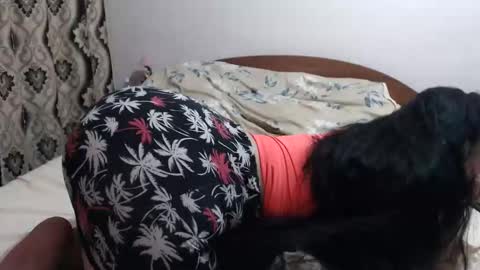 hugeassdevil online show from September 17, 10:28 am