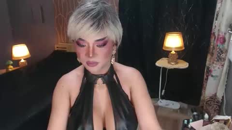 Christine online show from March 18, 9:29 pm