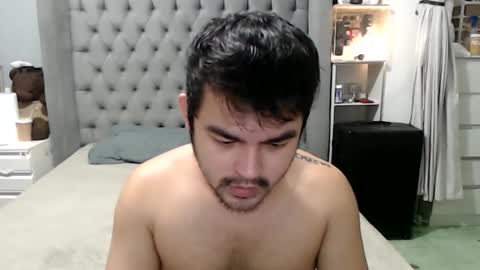 AJ online show from December 5, 4:58 pm